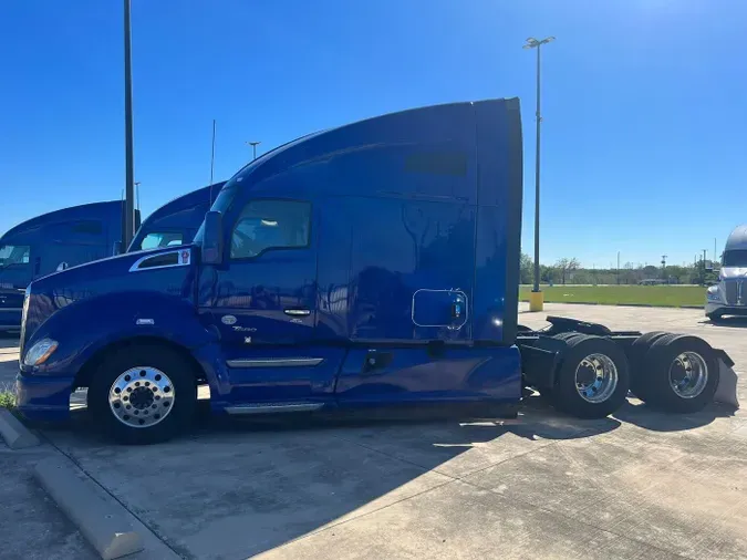 2020 Kenworth T680