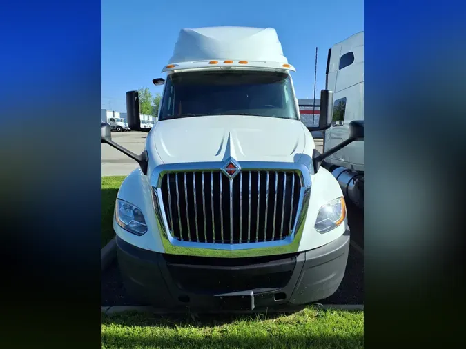 2020 NAVISTAR INTERNATIONAL LT625 SLPR CAB