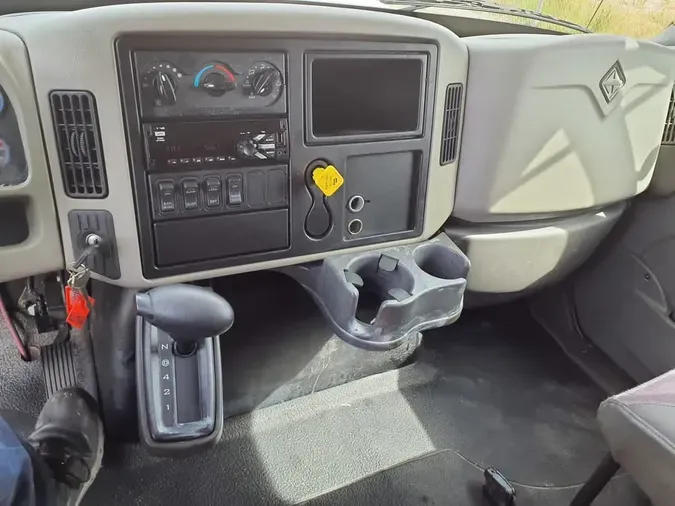 2019 NAVISTAR INTERNATIONAL 4300