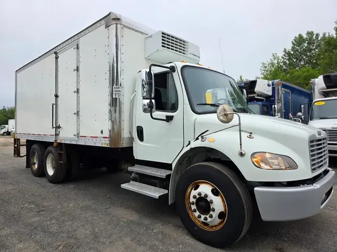 2019 FREIGHTLINER M2 106