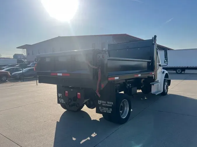 2019 Freightliner M2 106