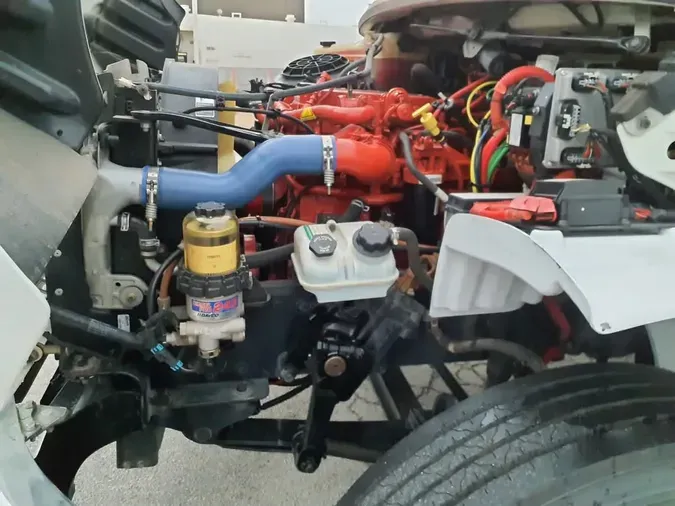 2019 FREIGHTLINER/MERCEDES M2 106