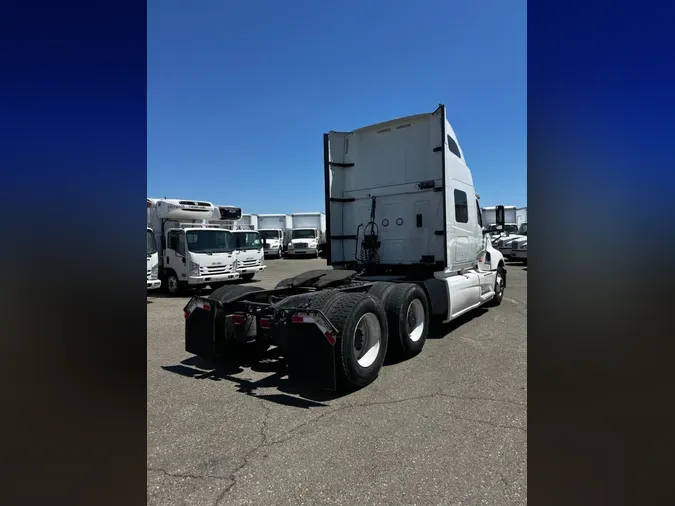 2020 NAVISTAR INTERNATIONAL LT625 SLPR CAB