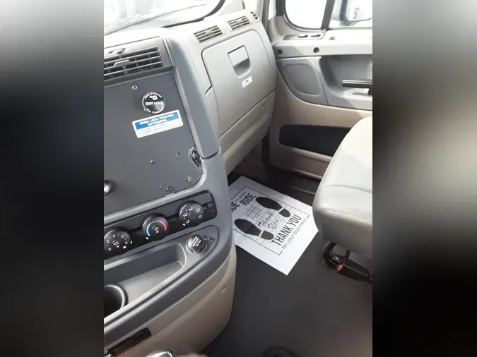 2018 FREIGHTLINER CASCADIA 125
