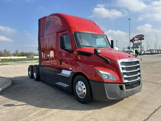 2021 Freightliner Cascadia