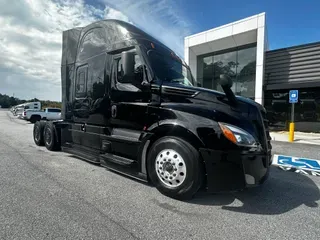 2021 Freightliner Cascadia 126