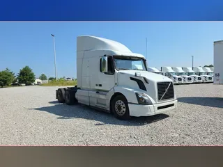 2018 Volvo VNL 740