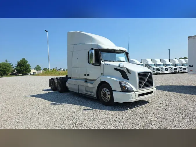 2018 Volvo VNL 740aa8de2129665e5a4b6d29d5f2592176f
