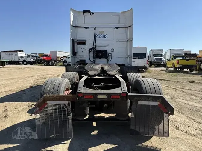 2016 VOLVO VNL64T630