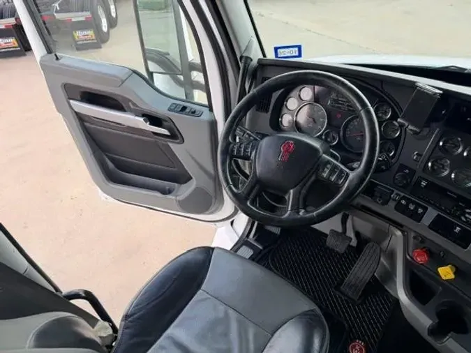 2020 Kenworth T680aa8f0a2eeb7e7f3b6fdc1aed78c0a563