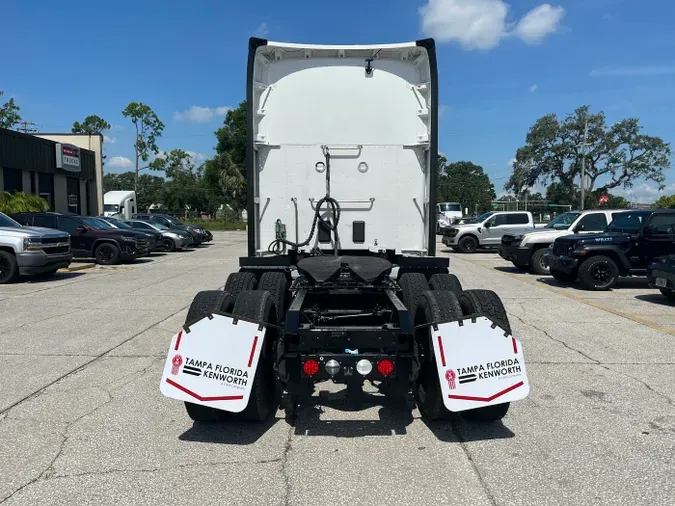 2022 Kenworth T680