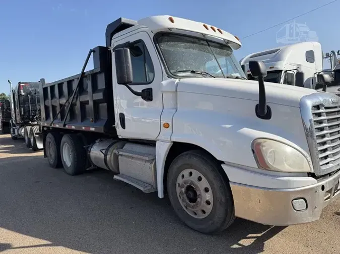 2015 FREIGHTLINER CASCADIA 125aa9aa3146ad9c6b071cfaa8695603a3b