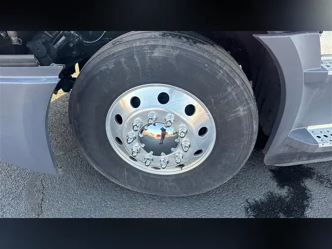 2022 FREIGHTLINER CA126