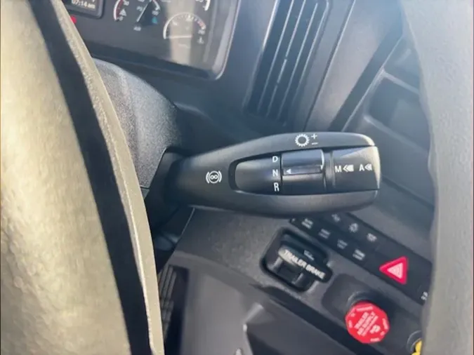 2023 Freightliner Cascadia 126