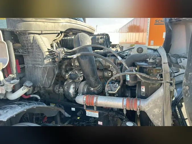 2023 Freightliner Cascadia 126