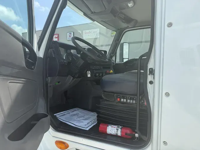 2018 International LT625
