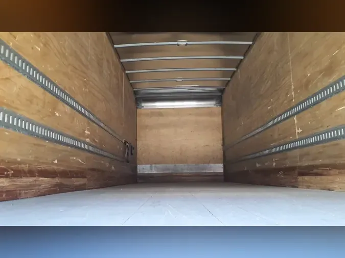 2018 FREIGHTLINER/MERCEDES M2 106