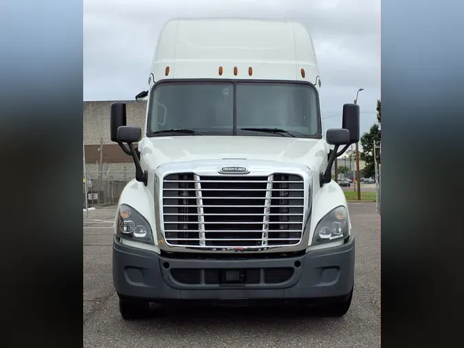 2020 FREIGHTLINER/MERCEDES CASCADIA 125