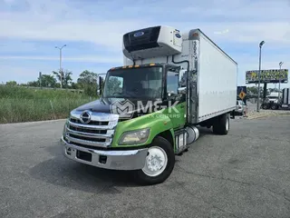 2017 HINO 338 Reefer