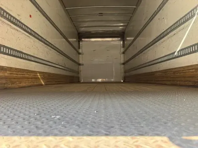 2019 Freightliner Business Class M2 106