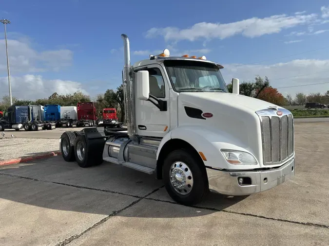 2017 Peterbilt 579