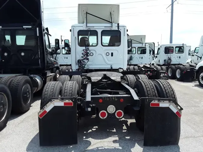 2018 FREIGHTLINER CASCADIA 125