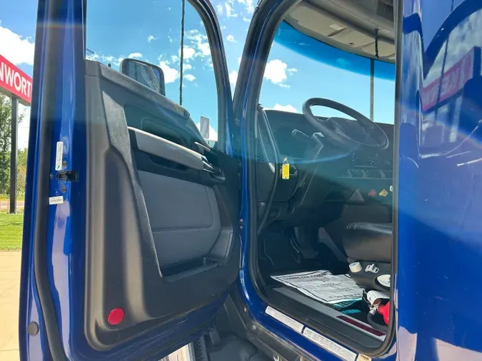 2022 Kenworth T680