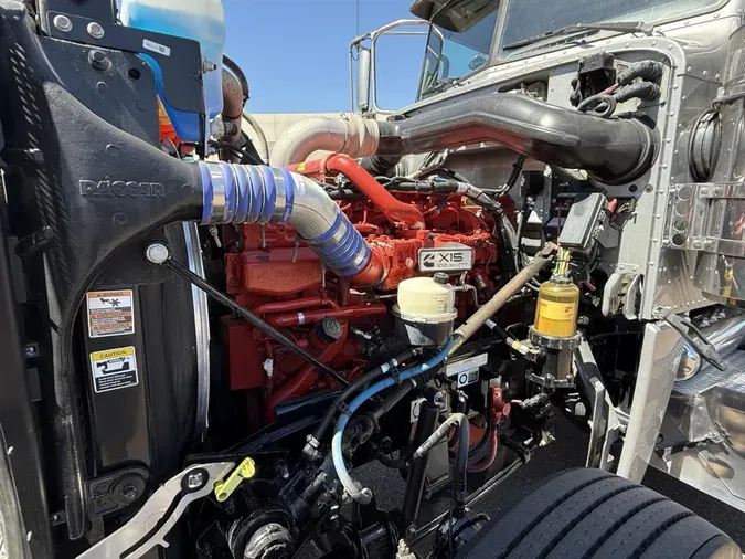 2020 Peterbilt 389