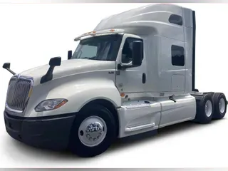 2020 International LT625