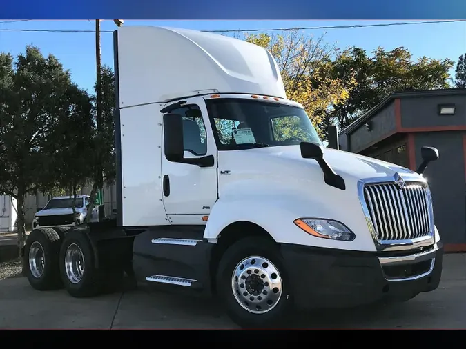 2021 INT LT625 6x4aaabbb87933270e51fd69edd594d413a