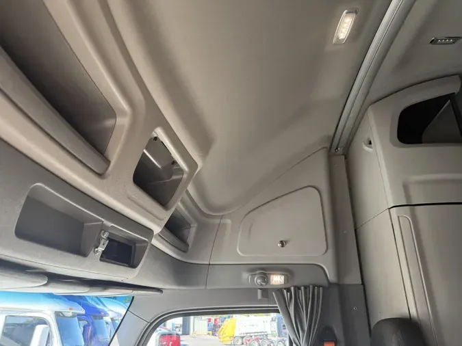 2021 Peterbilt 579aab2c245399c4e3e1bc3dfd129bfa1f3