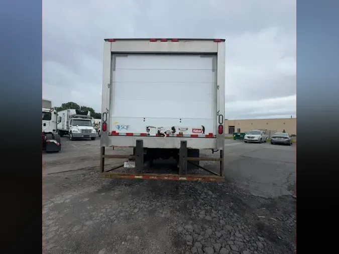 2020 FREIGHTLINER M2 106