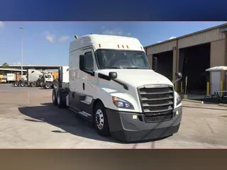 2020 Freightliner Cascadia