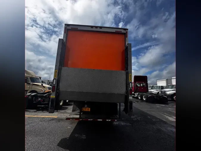 2019 NAVISTAR INTERNATIONAL 4300