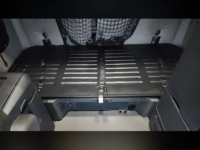 2021 FREIGHTLINER CA126