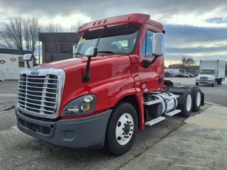 2018 FREIGHTLINER/MERCEDES CASCADIA 125