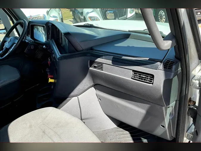 2019 INT LT625 6x4