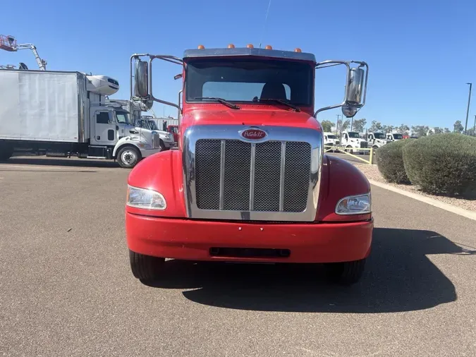 2021 Peterbilt 337