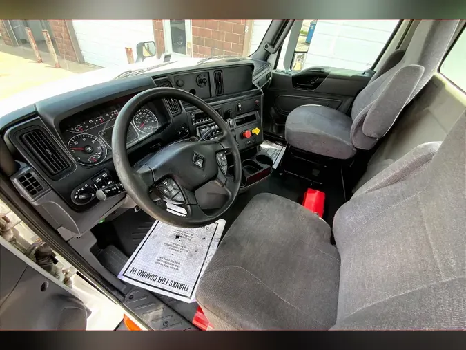 2021 INT LT625 6x4
