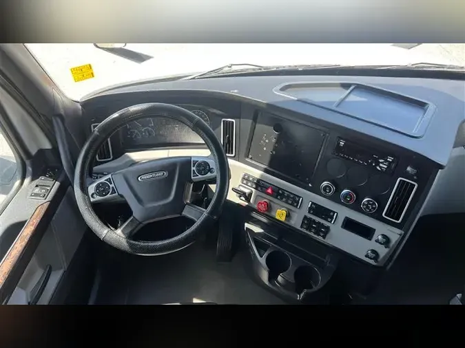 2021 FREIGHTLINER CA126