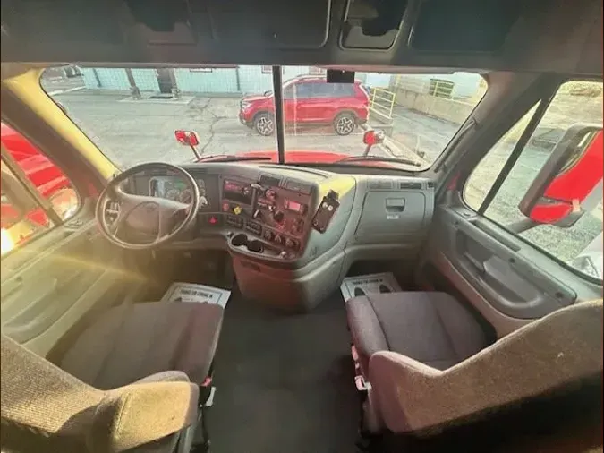 2019 FREIGHTLINER/MERCEDES CASCADIA 125