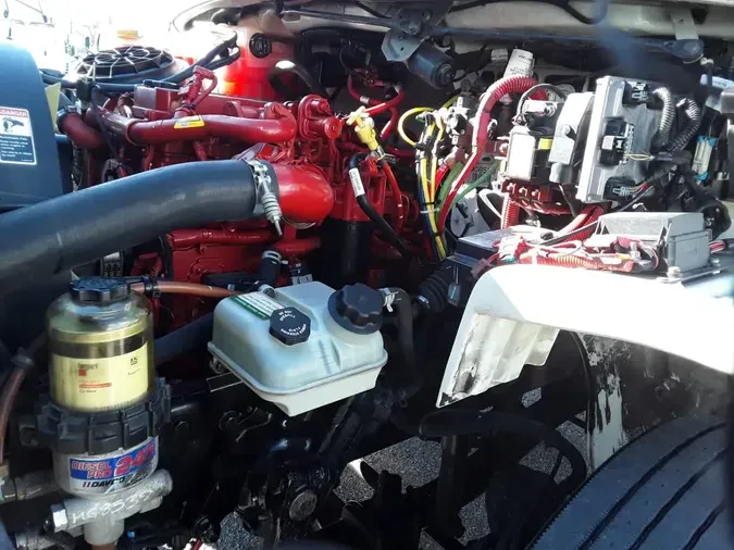 2020 FREIGHTLINER/MERCEDES M2 106