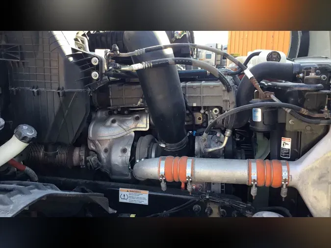 2021 Freightliner Cascadia 126aad2f6d855c7b6e3fafcba74d9896272