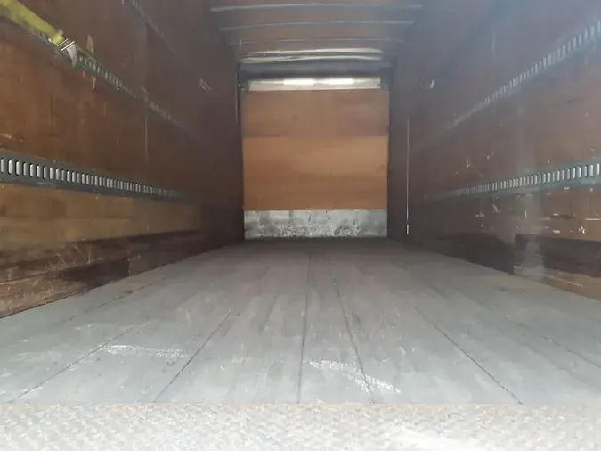 2019 FREIGHTLINER/MERCEDES M2 106