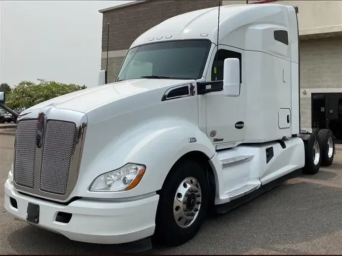 2021 KENWORTH T680