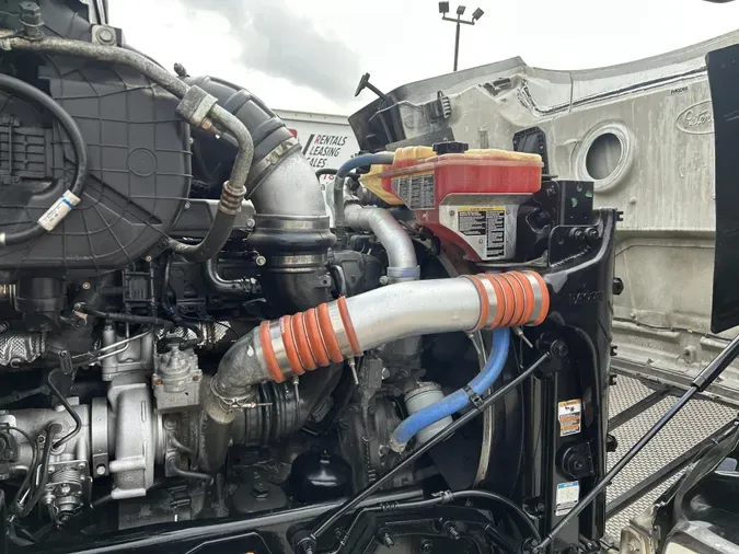 2020 Peterbilt 567