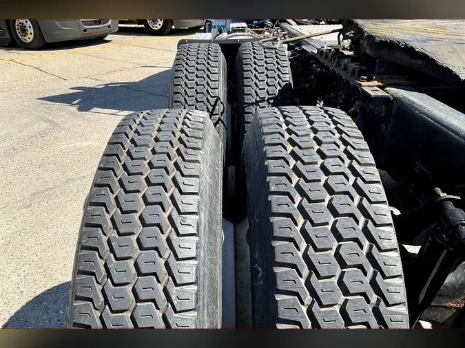 2019 INT LT625 6x4