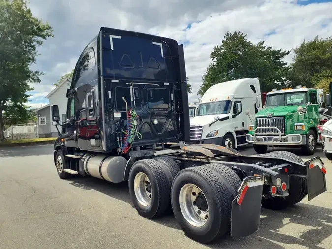2019 FREIGHTLINER CASCADIA 125