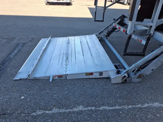 2019 FREIGHTLINER/MERCEDES M2 106aadfecc21653a669eec3a492a61d40e6