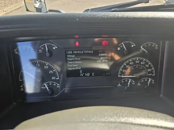 2021 VOLVO VNL64T860aae59e0344e9adee14854fe41a0f628b